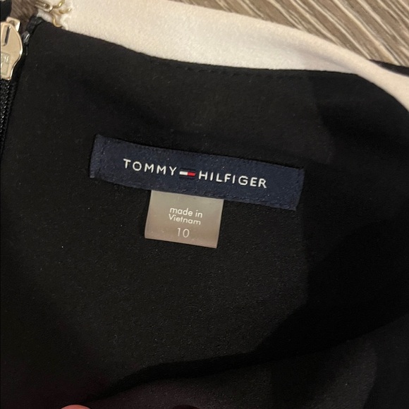 Tommy Hilfiger Black Dress with White Trim - Picture 3 of 3
